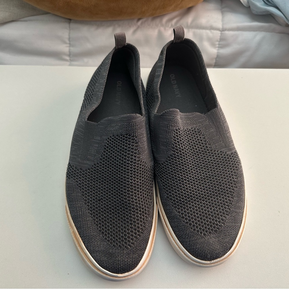 Old Navy Gray Loafers Slip-Ons Comfortable Design